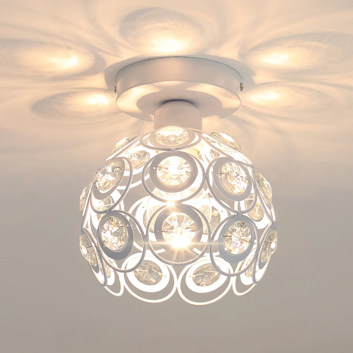 1600_e6e19808-c649-436d-88a2-b525d87011c2 Mini lampadario di cristallo moderno, plafoniera E27, illuminazione da soffitto di lusso, paralume per soggiorno, corridoio, arredamento (bianco) - immagine 1