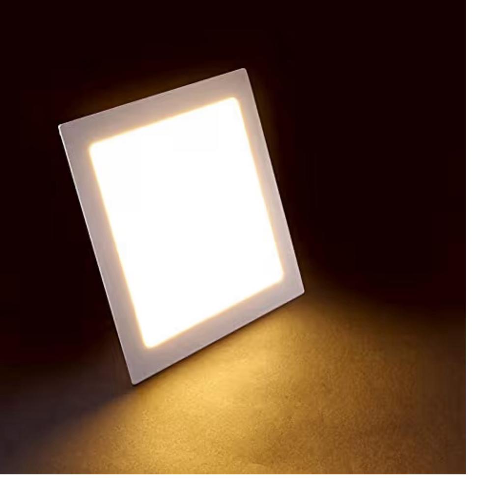 IMG-20251204-WA0011 Lampada led 20w regolabile 3000/6000k - immagine 1